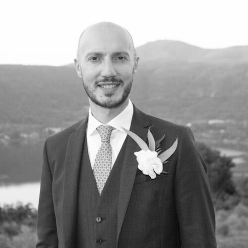 Foto in bianco e nero dell'autpre Sergio Fedelw